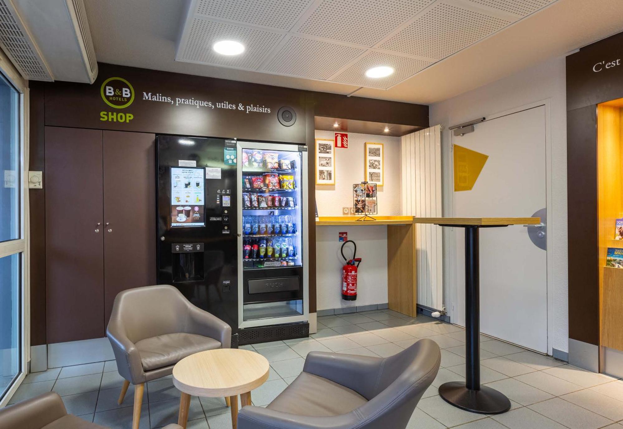 B&B Hotel Chartres Le Forum Le Coudray Ngoại thất bức ảnh