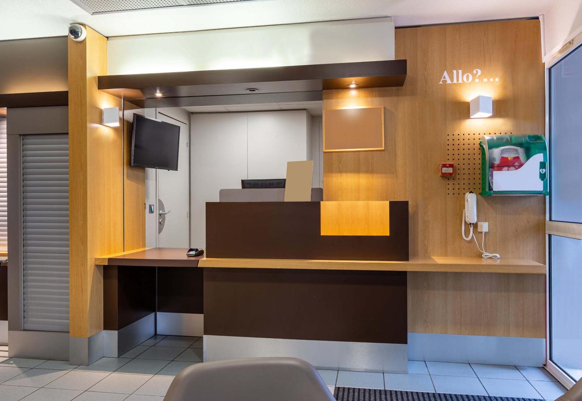B&B Hotel Chartres Le Forum Le Coudray Ngoại thất bức ảnh
